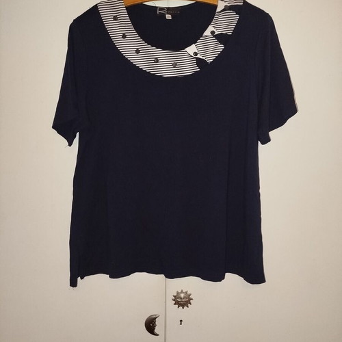 Short-sleeve blouse navy blue like new