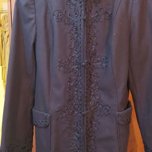 Coat with embroidery brown like new