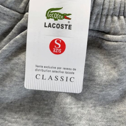 Lacoste shorts in excellent condition, size L