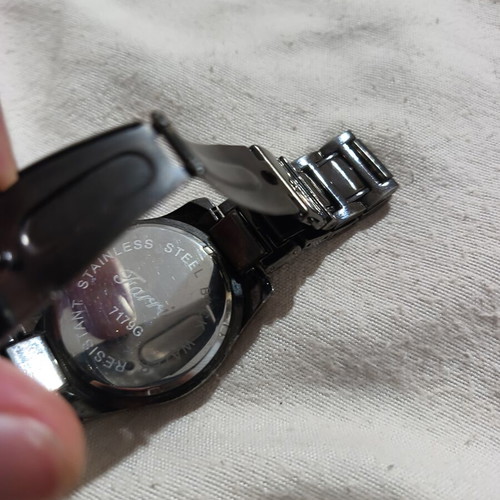 Mean watch like new, needs battery
