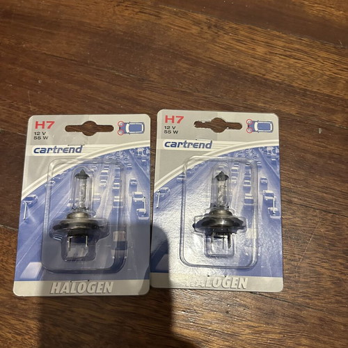Car halogen lamp set, sold together