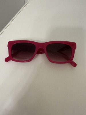 ZARA x Barbie ροζ γυαλιά ηλίου, limited collection
