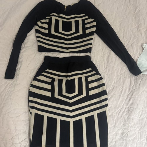 Bandage skirt and top like new