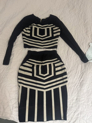 Bandage skirt and top like new