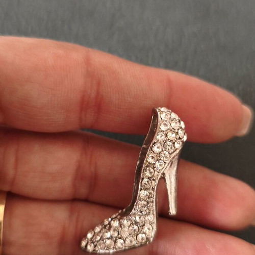 High Heel Shoe Brooch with Rhinestones like new, silver