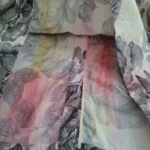 Vintage short-sleeve shirt like new with floral watercolor design