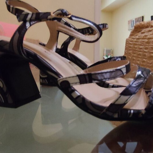 Colorful fabric sandals size 39, new, two-tone gray and black