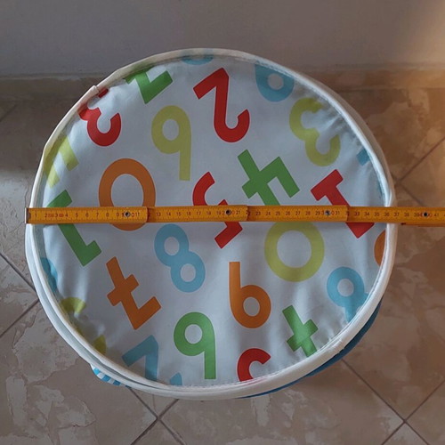 Foldable mesh storage basket with spring like new