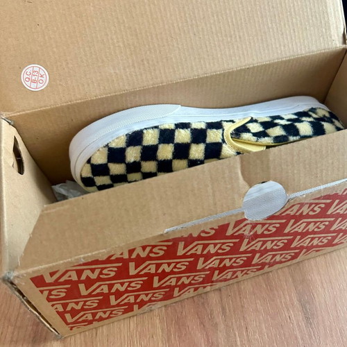 Vans Classic Slip-On Furry Checkerboard Sunshine Black sneakers size 38.5