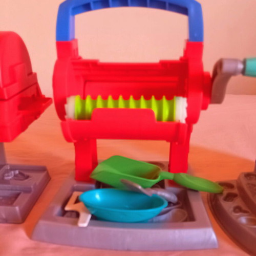 Play-Doh creative playset pack of 7 with tools and accessories like new
