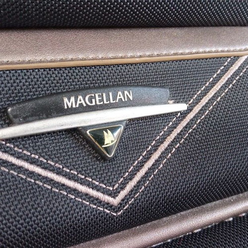 Magellan wheeled travel bag in good condition