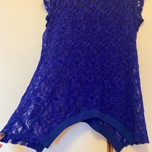 Blouse dress like new, blue with transparency and asymmetric cut