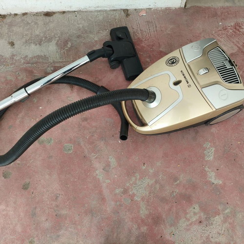 Morris SVC-9704 vacuum cleaner used, 600W, HEPA filter