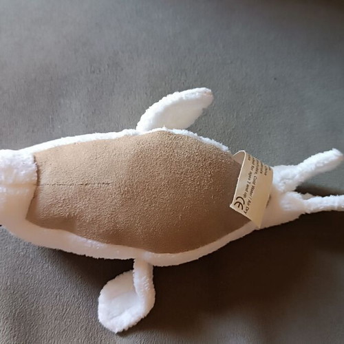 Plush seal screen cleaner used