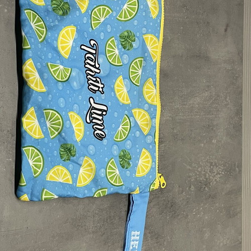 Hei Poa summer makeup bag with lemon and lime pattern