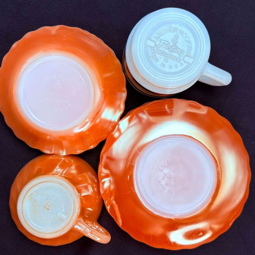 Anchor Hocking vintage collectible set of 11 pieces like new