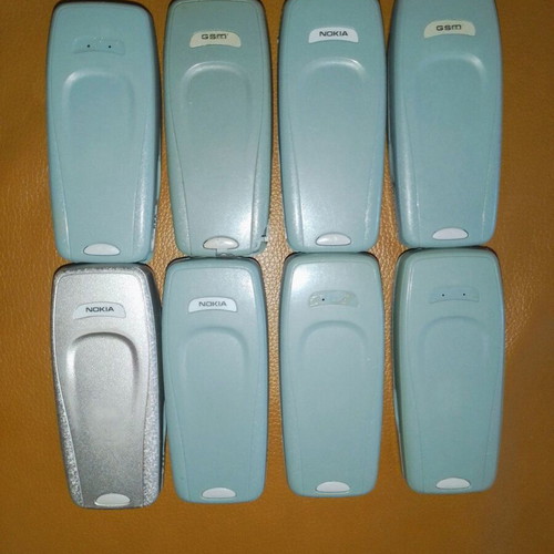 Lot of original panels and keypads for Nokia 3410 used