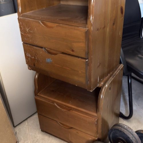 Set of 3 natural wood chests of drawers