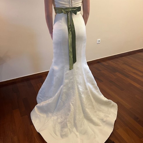 Vera Wang strapless silk wedding -  2.400,00 - Vendora.cy