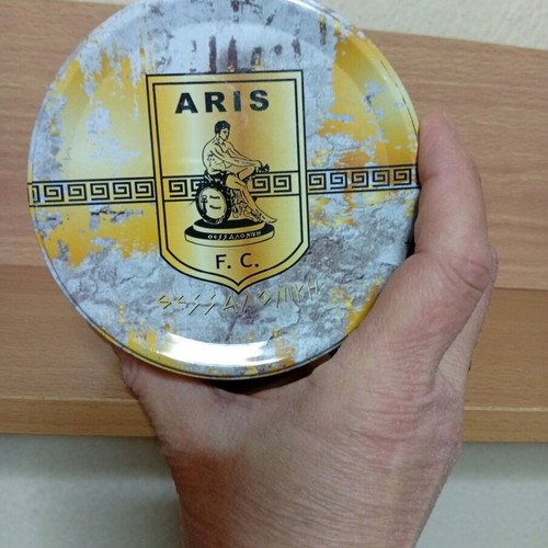 Aris metal box used in good condition