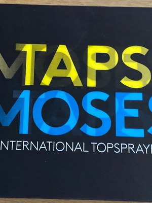 International Topsprayer Moses & Taps hardcover art book like new