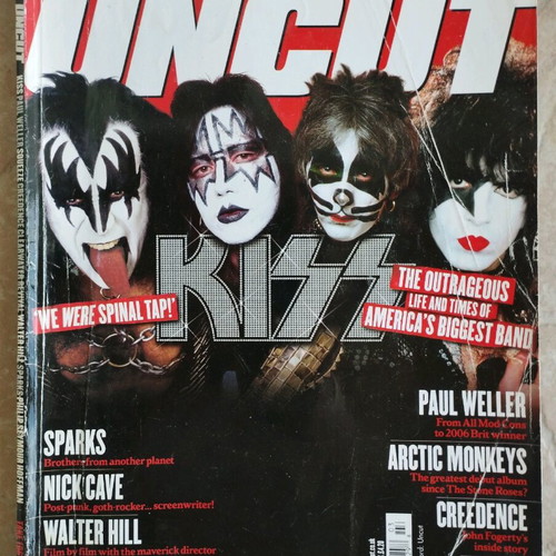 UMCUT Kiss music magazine used