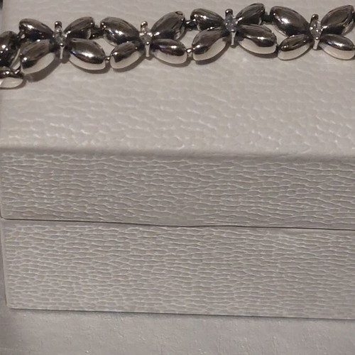 Pandora bracelet new, size 18, butterfly design with marquise stones