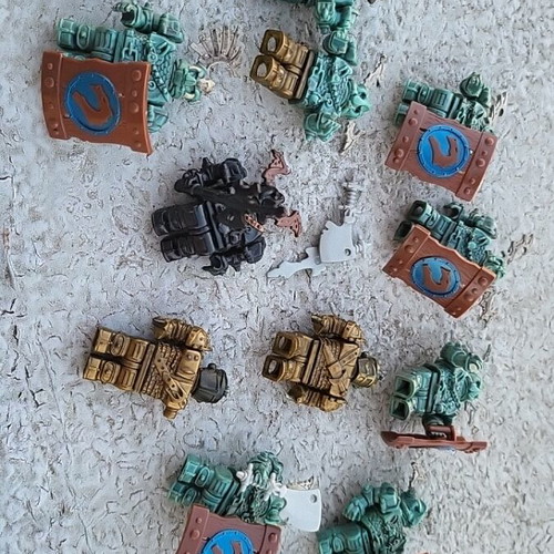 Meganblock knights figures used