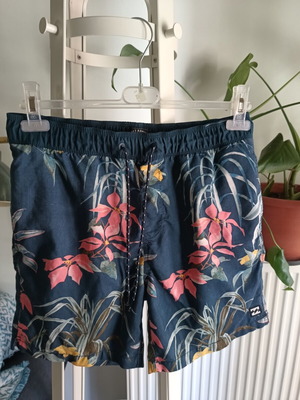 Billabong floral swim shorts size S used, blue