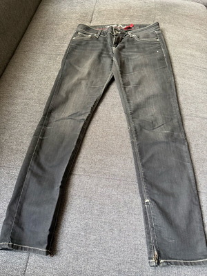 Guess jeans used, size M, black