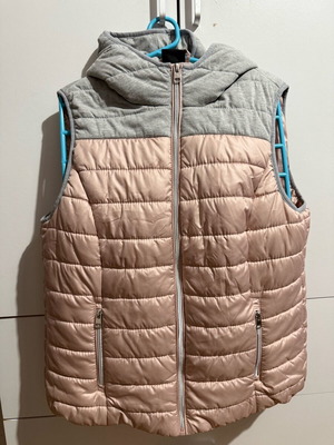 Sleeveless jacket like new, gray and pink, size XXL