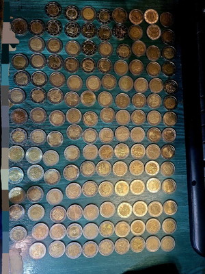 2 Euro coin collection used, 140 pieces