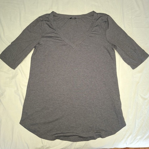 Tezenis Grey Top with V-Neckline like new, size L