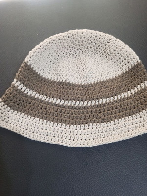 Handmade knitted hat with cotton yarn size M new