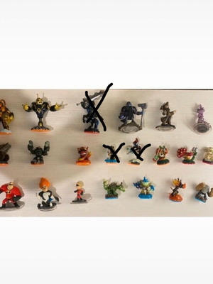 Infinity Disney Pixar Skylanders figures used, pack of 21
