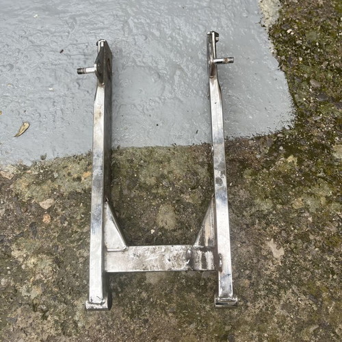 Shark swingarm from Honda GLX used