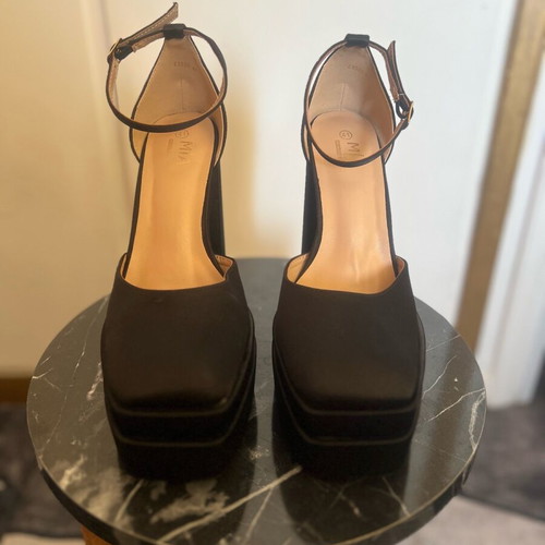 Women's platform pumps new size 41 black with ankle strap