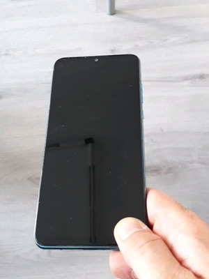 Huawei P30 Lite used, functional but screen needs replacement, blue
