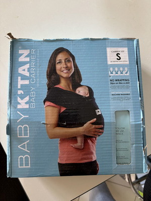 Baby K’tan Baby Carrier small like new, 100% cotton