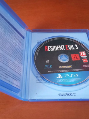 Resident Evil 3 PS4 like new