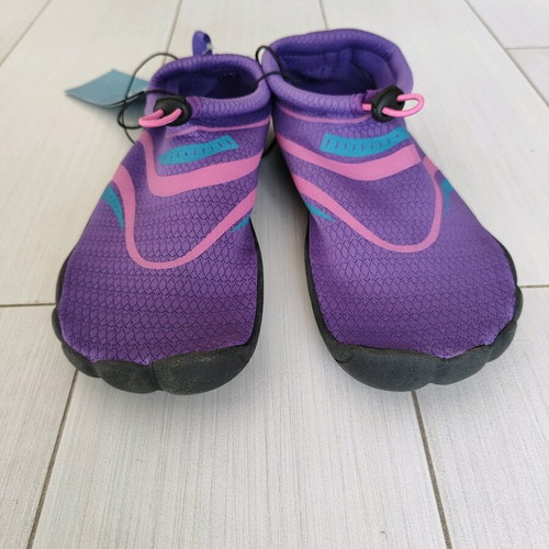 Women's beach shoes new, size 37, purple and pink