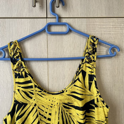 Summer T-shirt H&M like new, size small, black and yellow