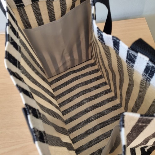 Striped straw handbag new, black and white