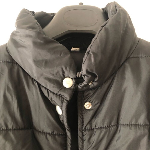 Puffer jacket M black like new, cropped