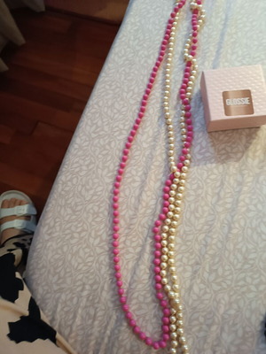 Necklaces new, pack of two, pink and pearl