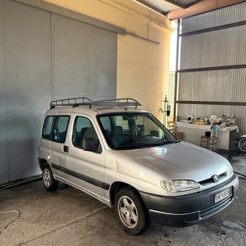 Peugeot Partner 1999 used, manual, silver, well maintained