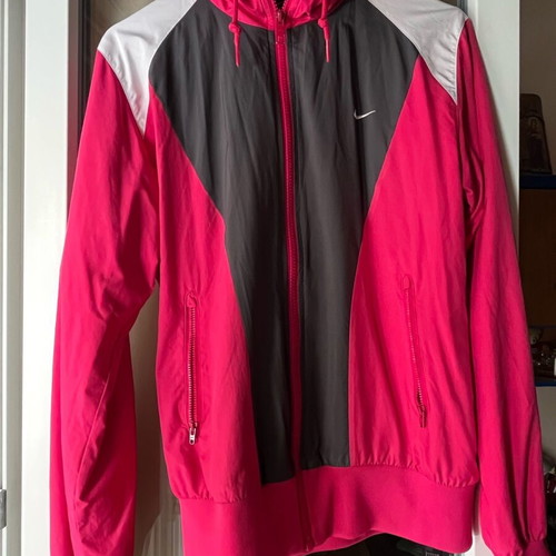 Nike windbreaker jacket size medium like new
