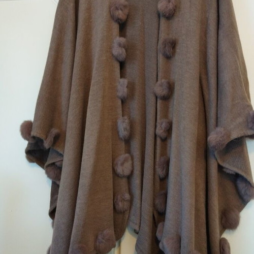 Cape brown like new knee-length Celestino