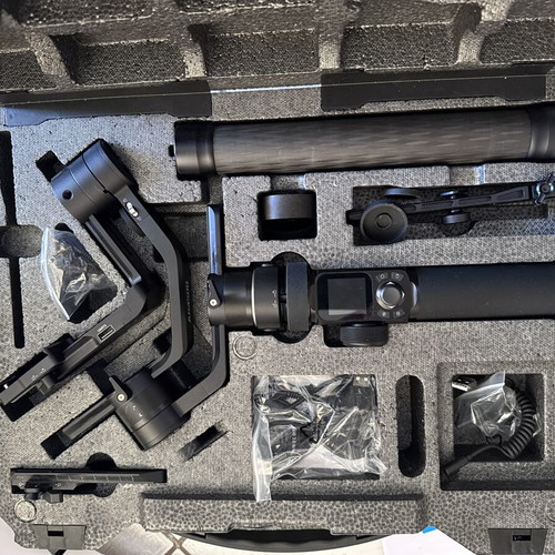 FeiyuTech AK4500 Gimbal like new with Dual Handle Grip