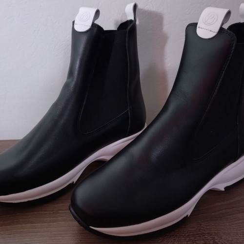 Parex women's leather boots black and white, new